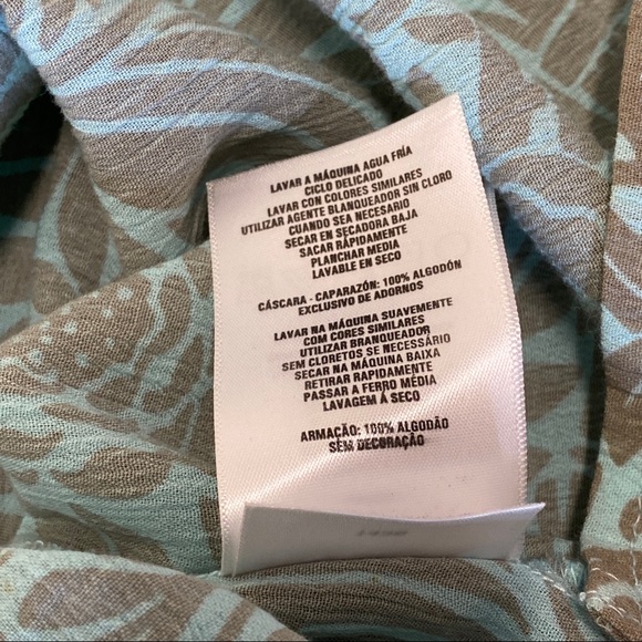 Columbia  Aqua Floral Top Size M - Picture 9 of 13